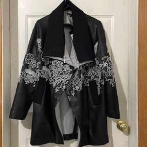 Amazing NWT Alberto Makali embroidered jacket. Xs.